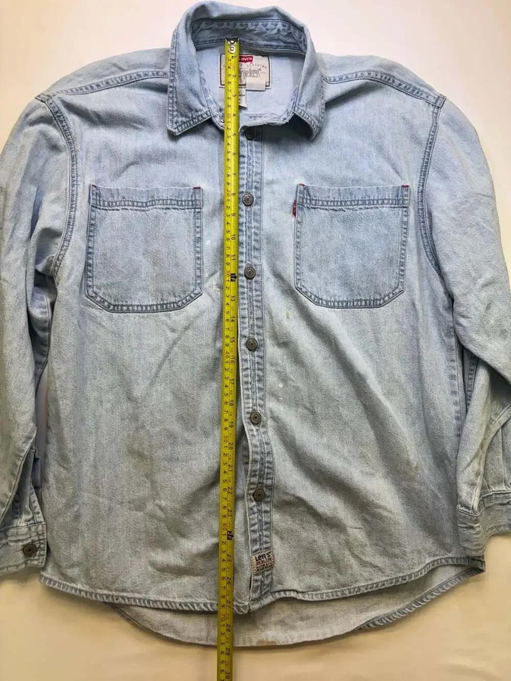 Vintage Levi's Red Tab Light Wash Denim Button Work Shirt Mens XL Metal Buttons